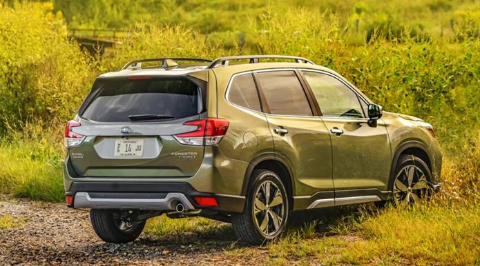 subaru forester 2020 traseira