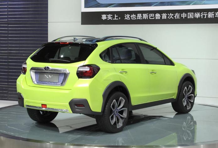 subaru xv concept 2011 traseira