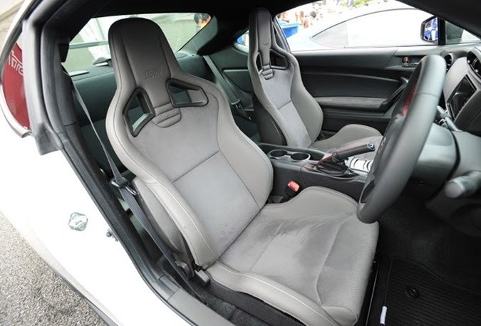 subaru brz sti 2014 interior