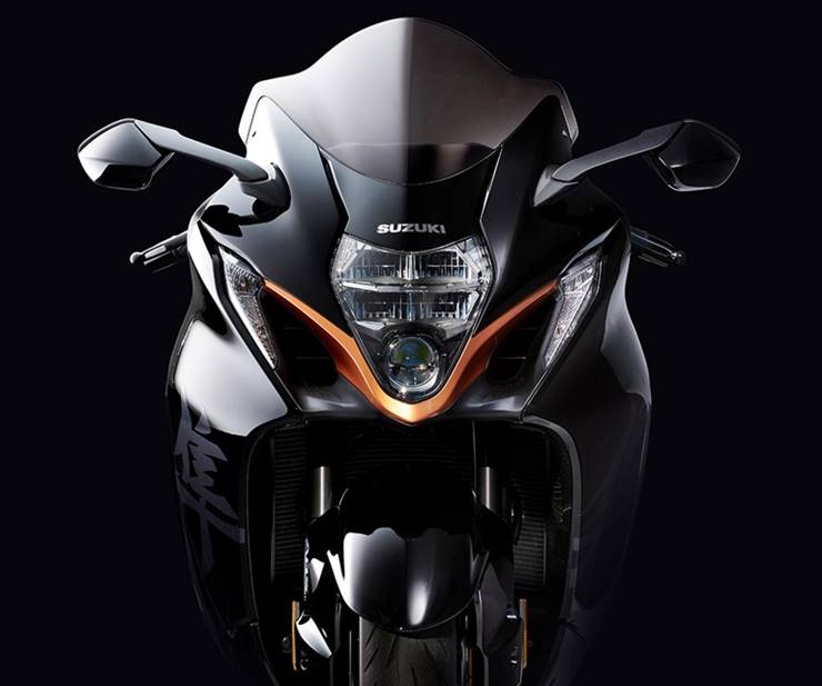 suzuki hayabusa 2022 dianteira farois 