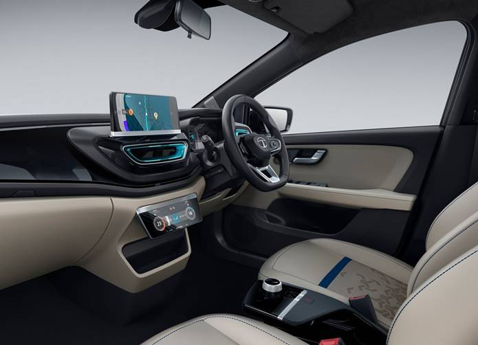 tata altroz ev interior