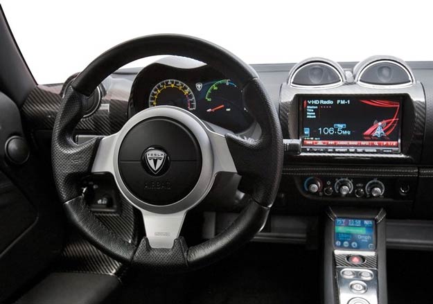 interior tesla roadster 2.5 2011