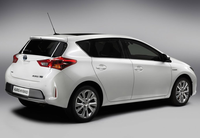 novo toyota auris