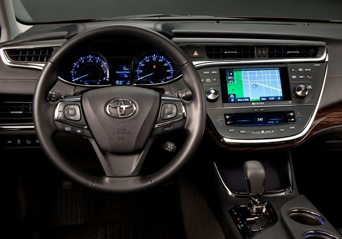 toyota avalon 2013 interior