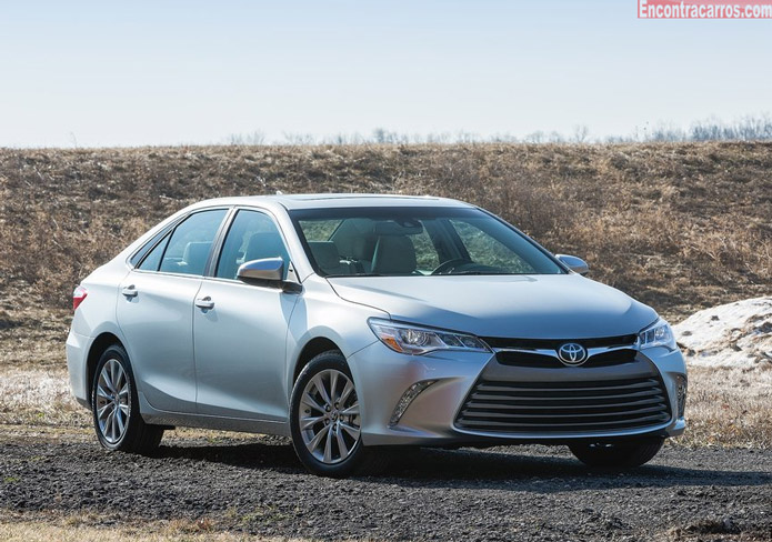 toyota camry 2015