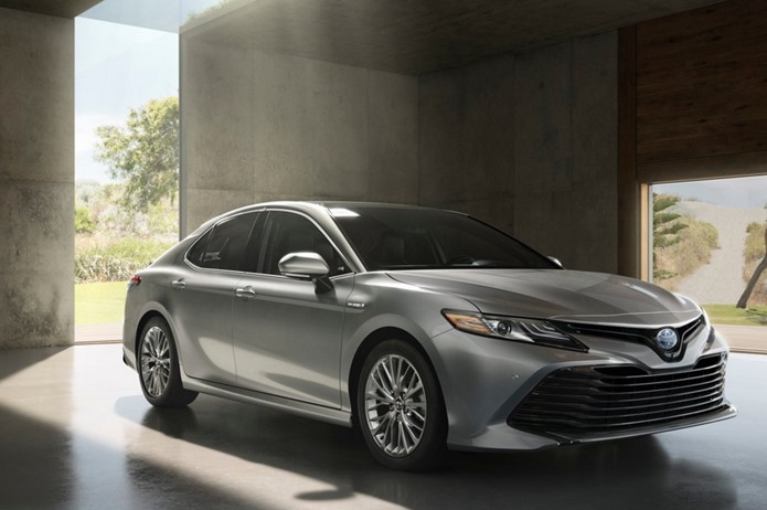 toyota camry 2018