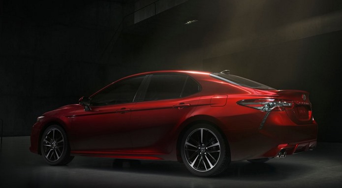 toyota camry 2018