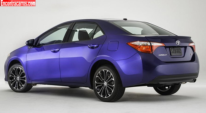 toyota corolla 2015 traseira