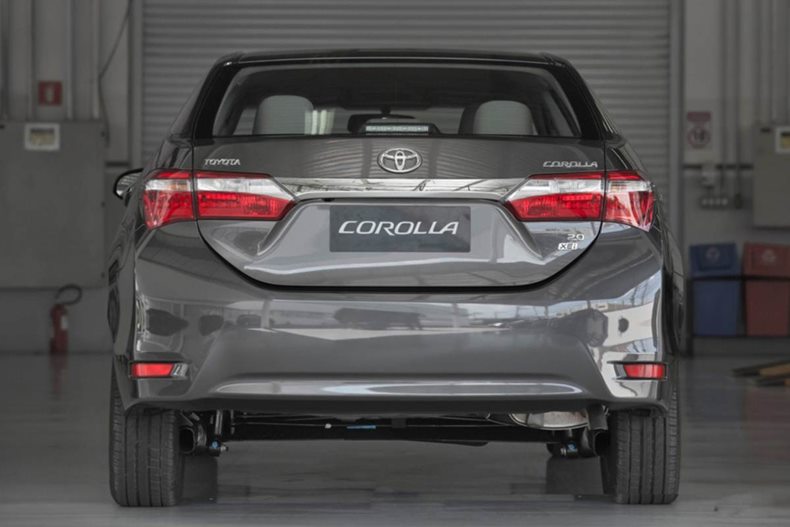 toyota corolla 2015 2016 2017 traseira