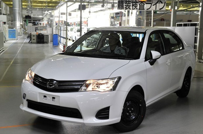novo toyota corolla axio 2012 2013