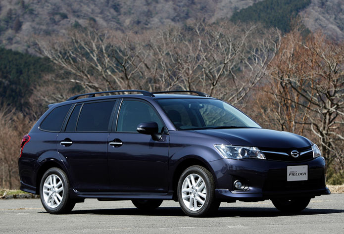 toyota corolla axio filder 2013