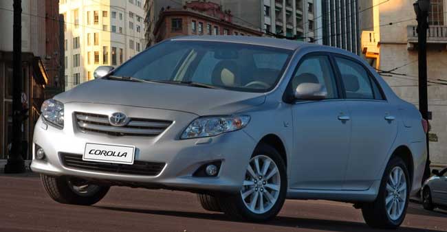 toyota corolla 2011 brasil problemas no acelerador