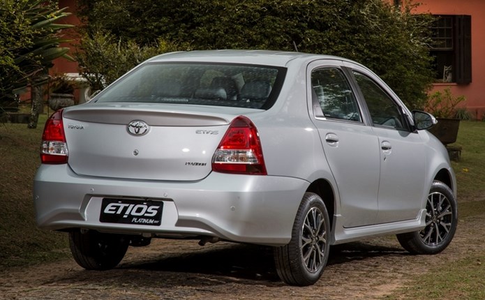 toyota etios platinum 2017