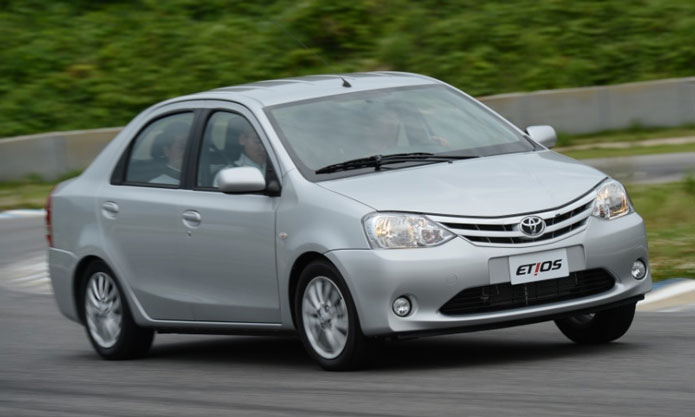 toyota etios sedan brasil