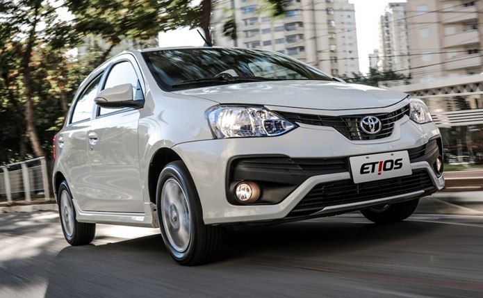 toyota etios 2018