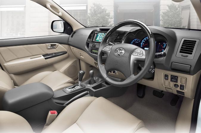 nova toyota hilux sw4 2012 interior painel