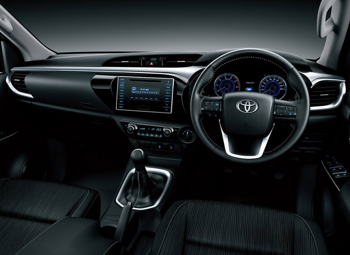 toyota hilux 2016 interior