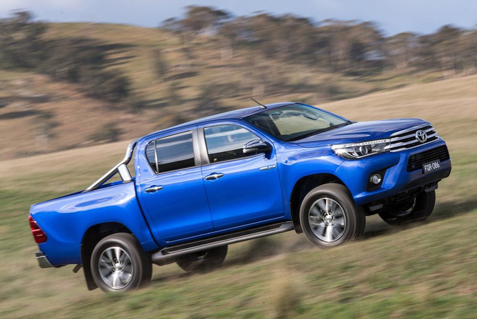 toyota hilux 2016