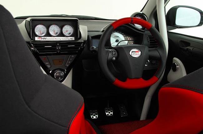 toyota iq grmn racing concept 2011 interior painel