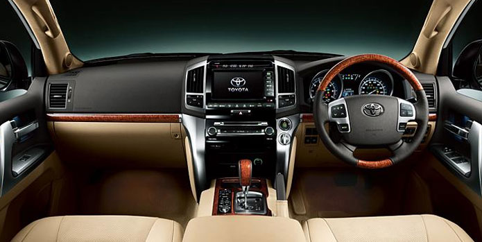 land cruiser 2012 interior painel