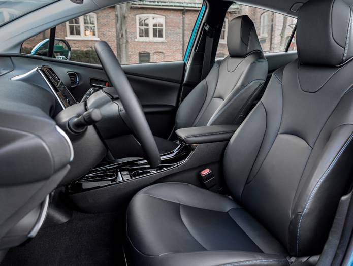 toyota prius 2019 interior bancos