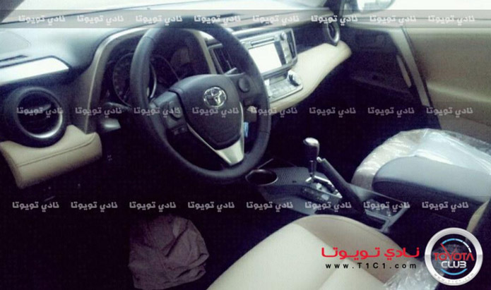 novo toyota rav-4 2013 2014 interior flagra