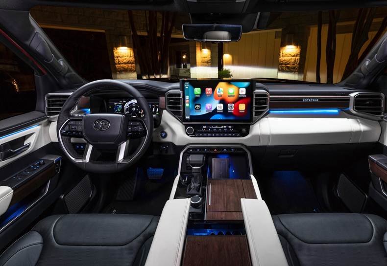 toyota sequoia 2023 interior versão capstone