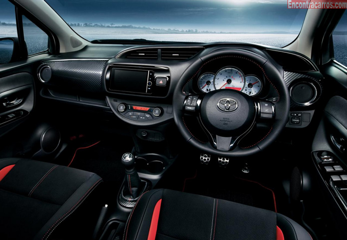 toyota vitz 2015 interior