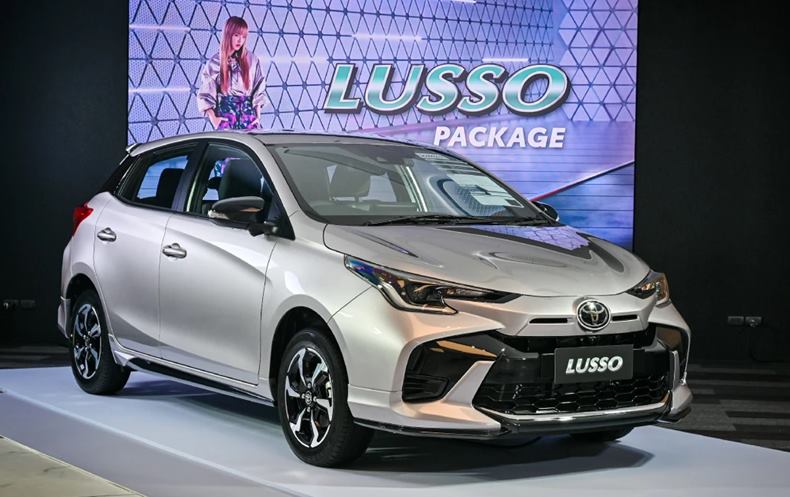 toyota yaris hatchback 2024