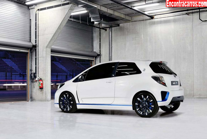 toyota yaris hybrid r concept