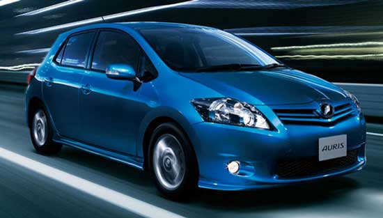 toyota auris 2010