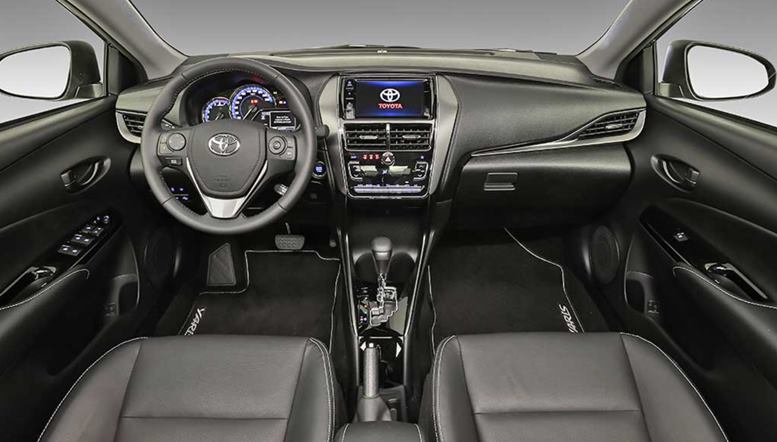 yaris 2023 interior painel