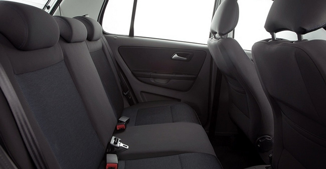 novo vw fox 2015 interior banco traseiro