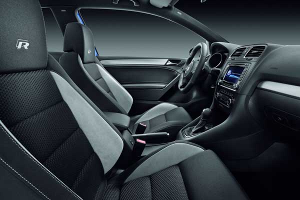 interior volkswagen golf r 2010