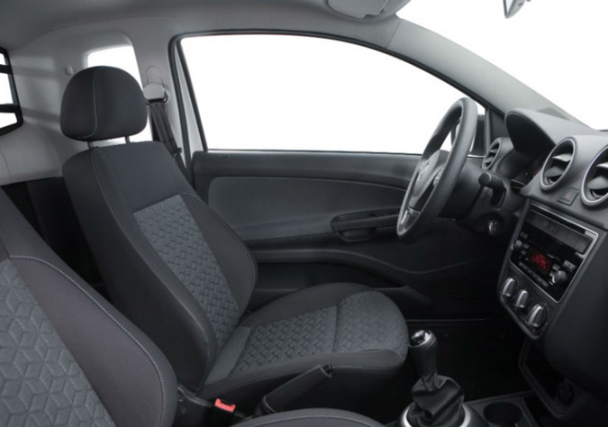 nova vw saveiro 2014 interior