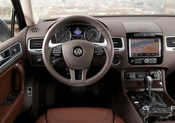 interior volkswagen touareg 2011