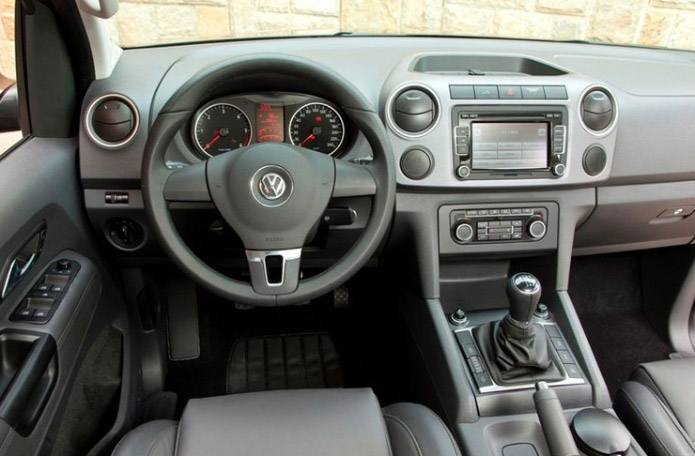 vw amarok 2013 interior