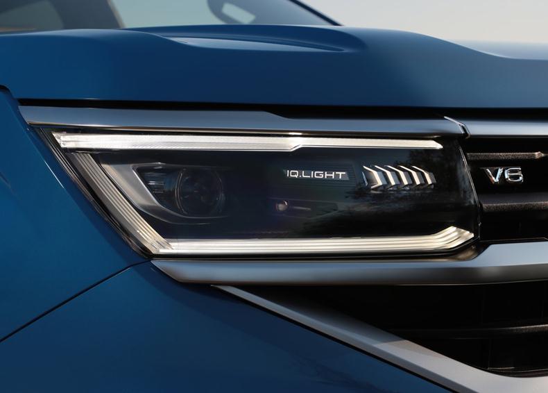 volkswagen amarok 2023 farois iq light matrix led