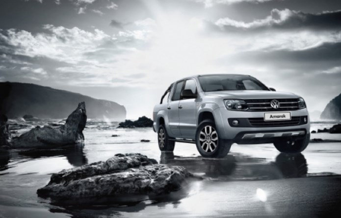 vw amarok dark label 2015