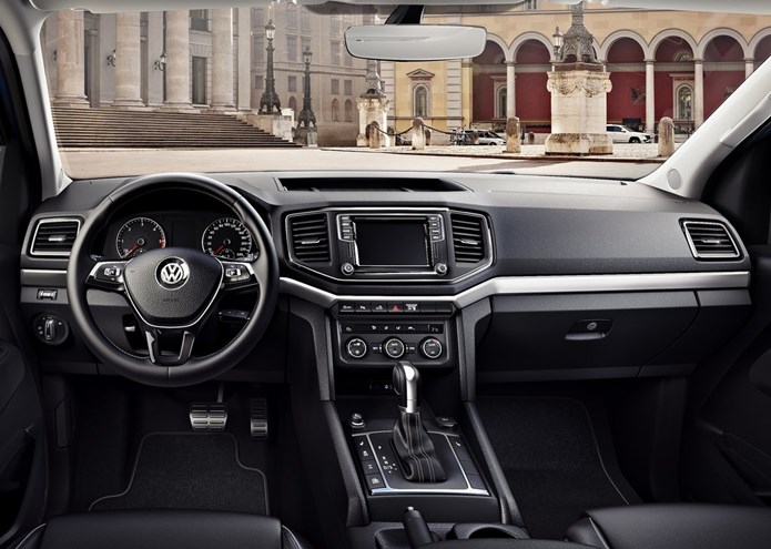 vw amarok v6 2018 interior