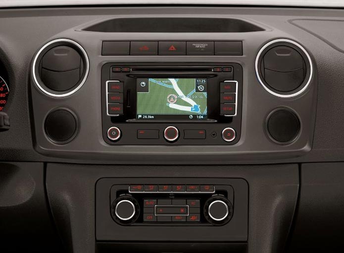 volkswagen amarok 2012 interior