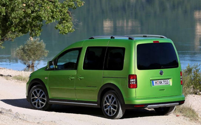 volkswagen cross caddy traseira