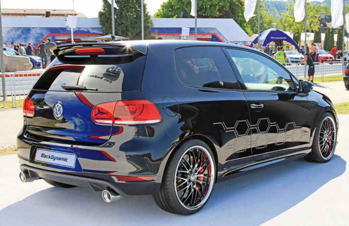 volkswagen golf gti black dynamic