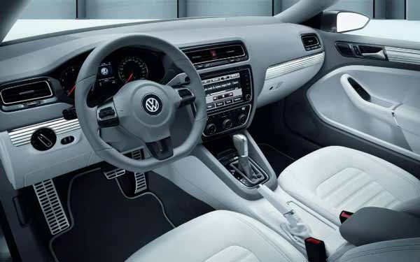 vw new compact coupe concept / jetta coupe 2011
