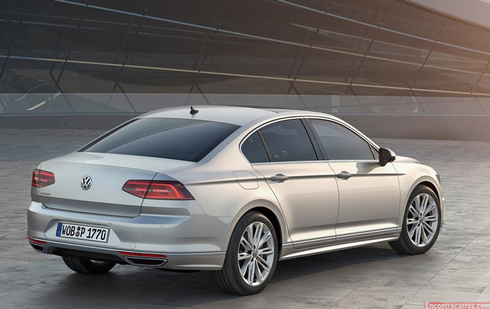 vw passat 2015 traseira