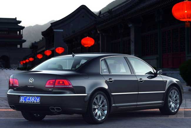 volkswagen phaeton 2011 traseira / 2011 vw phaeton rear view