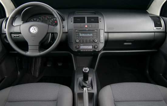 interior volkswagen polo sedan 2009