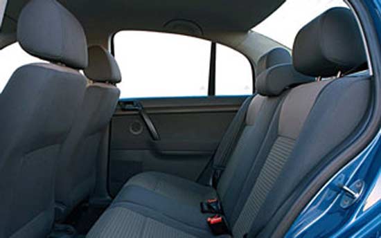 interior volkswagen polo sedan