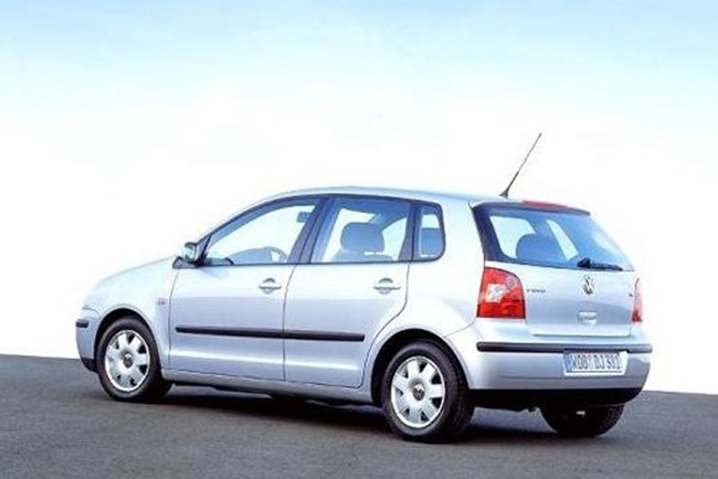 volkswagen polo 2002 a 2005 traseira