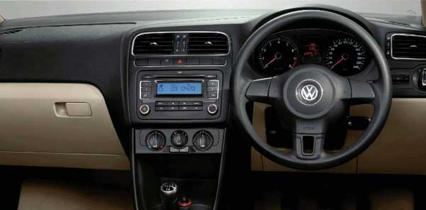 interior novo vw polo 2010 india